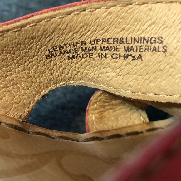 Born Shoes Women’s Red Leather Strappy Thong Wedge Slip On Sandals Size 10/42 - Picture 10 of 10